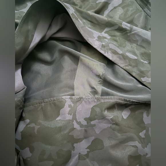 Lululemon pack it up jacket camo🍋 - Picture 9 of 10